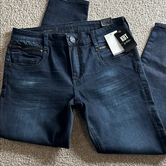Kut from the Kloth Pants - KUT From The Cloth Reese Ankle Skinny Jeans Size 6